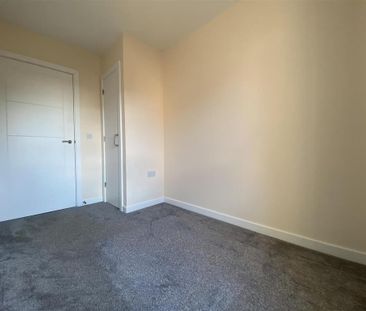 3 bedroom end of terrace house to rent - Photo 6