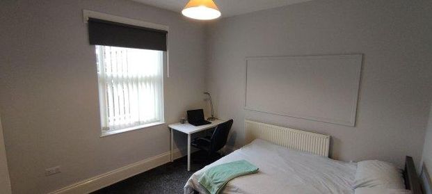 6 bedroom house share to rent - Photo 1