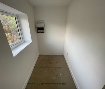 1 Bed Flat, Coventry, CV4 - Photo 4