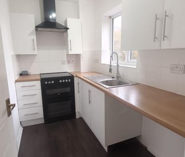 2 bedroom maisonette to rent - Photo 5