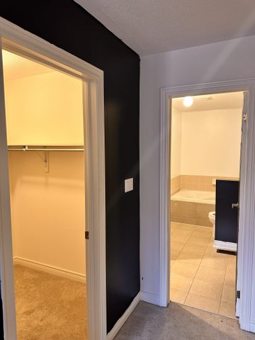 For Lease - 1259 Jim Brewster Circle, Oshawa, Ontario - Photo 4