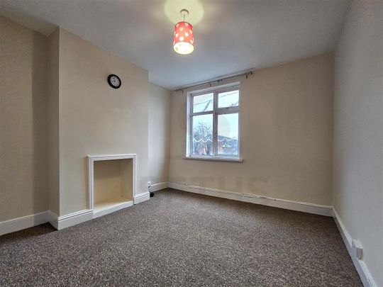 Belgrave Road, LE4, Leicester - Photo 1