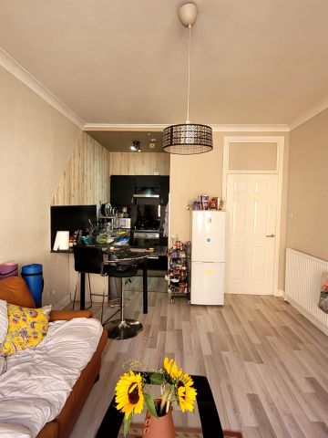 Room in a Shared Flat, West End Park Street, G3 - Photo 3