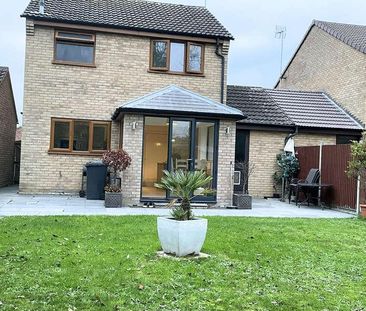 Potters Drive, Hopton, Great Yarmouth, Norfolk, NR31 - Photo 6