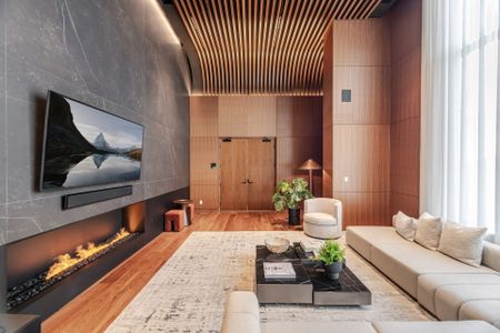 For Lease - 3240 William Coltson Avenue Unit# 1901, Oakville, Ontario - Photo 4