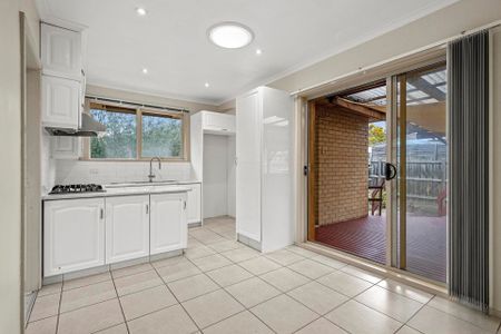 75 Mount View Parade, Croydon - Photo 2