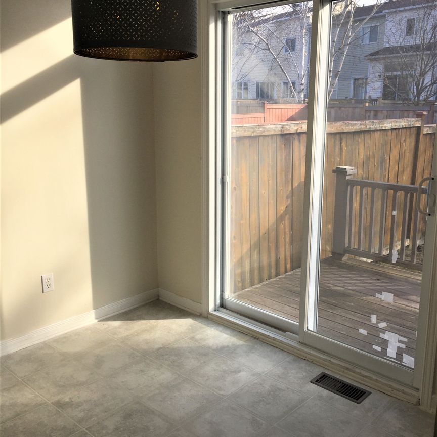 For Lease - 159 Kinross Private, Kanata, Ontario - Photo 1