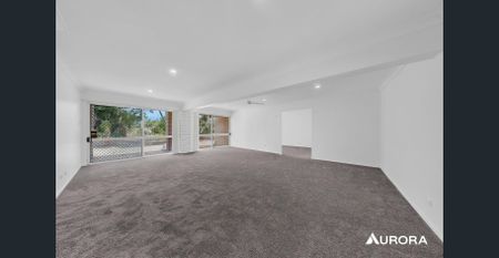 Freshly Renovated Family Home in a Prime Thornlands Location - Photo 4