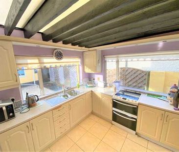 Albert College Park, Glasnevin, Dublin 9 - Photo 2