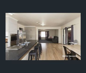 3 Bedroom home close to CBD - Photo 4