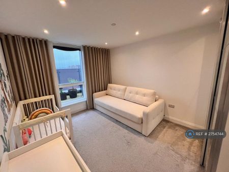 2 bedroom flat to rent - Photo 4