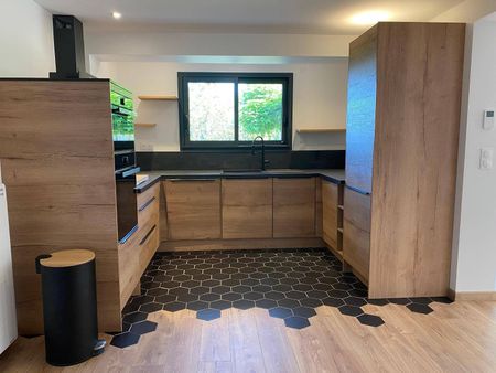 Location appartement 4 pièces 85.2 m² à Ucel (07200) - Photo 2