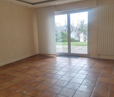 Location Maison 203.9 M² SIERENTZ 2 280 € - Photo 1