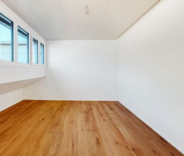 Top-modern penthouse apartment in a prime location is looking for a... - Photo 3