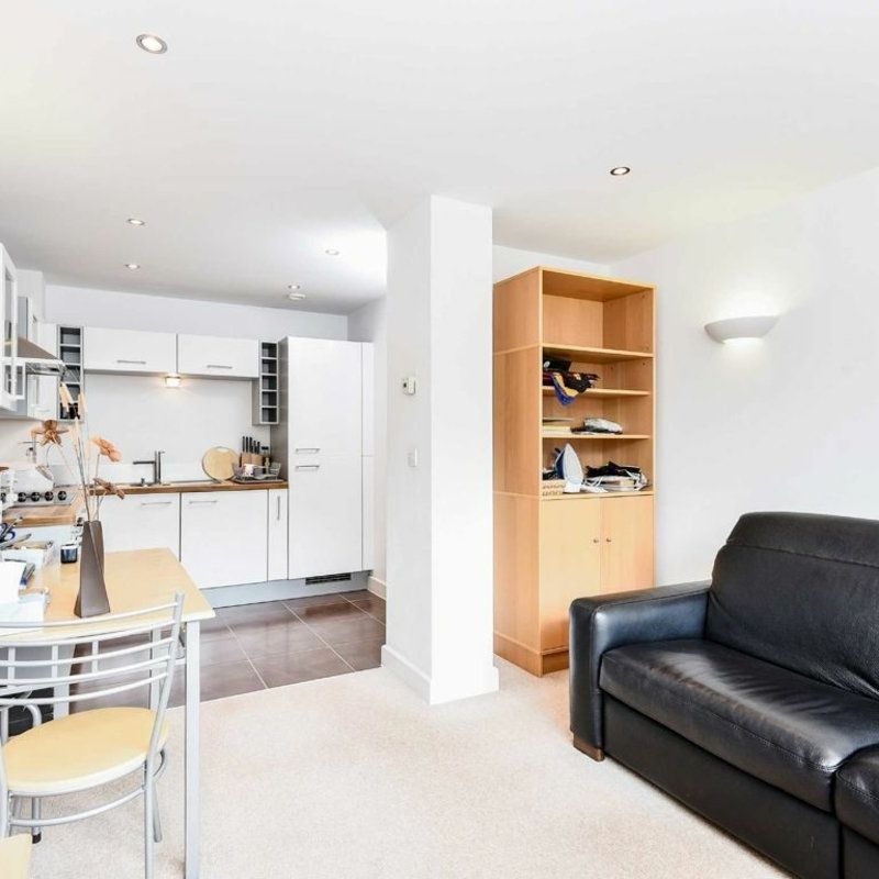 Western Gateway - Photo 1