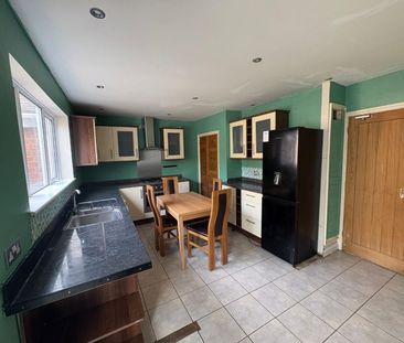 3 bedroom House To Let Total Size: 1023 SQ FT - Photo 1