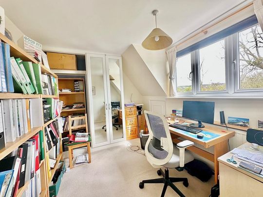 5 bedroom house to rent - Photo 1