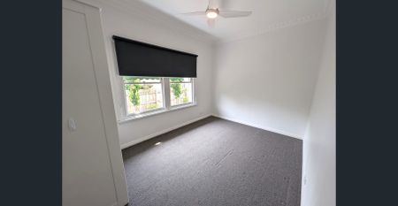 Superbly located and renovated home in Hamlyn Heights. - Photo 3