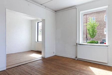 Långgatan, Höganäs - Photo 2