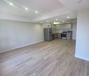 For Lease - 349 Edgehill Drive Unit# B, Barrie, Ontario - Photo 5