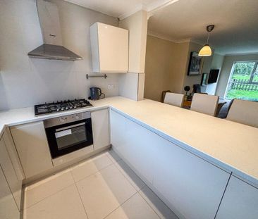 3 bedroom terraced house to rent - Photo 3