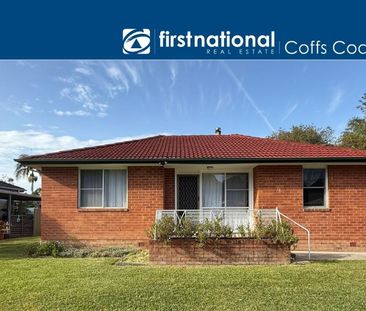 Charming and well maintained home in a great location - Photo 3