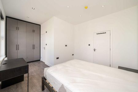 5 bedroom house to rent - Photo 3