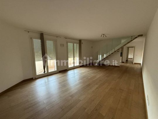 Attico viale Camisano 56, San Pio X, Vicenza - Foto 1