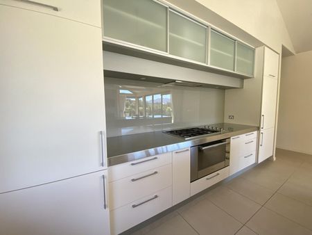 Sought-After Jack's Point location! - Photo 3