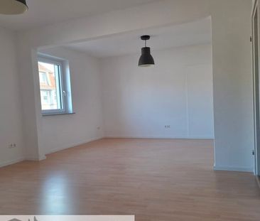 M 20 BURGLESUM -gepflegte großzügige 3 Zimmerwohnung mit 2 Balkonen... - Photo 5