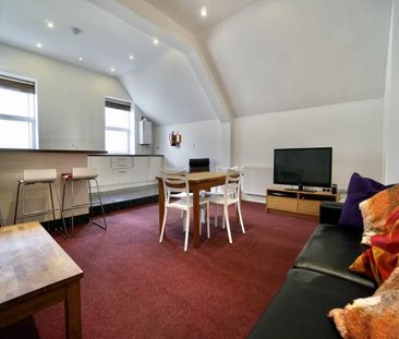 The School House Ambrose Street - Photo 2
