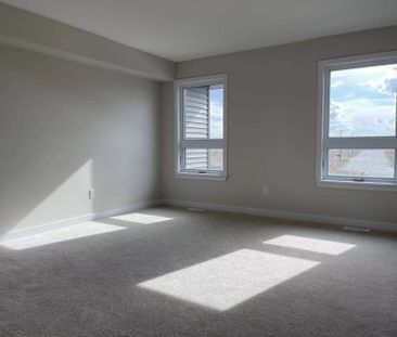 For Lease - 236 Sheaf Row, Stittsville - Munster - Richmond, Ontario - Photo 1