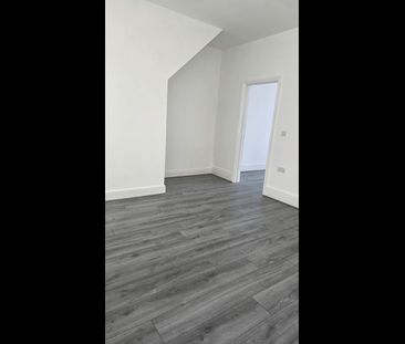 2 Bed Flat, Boldmere Road, B73 - Photo 2