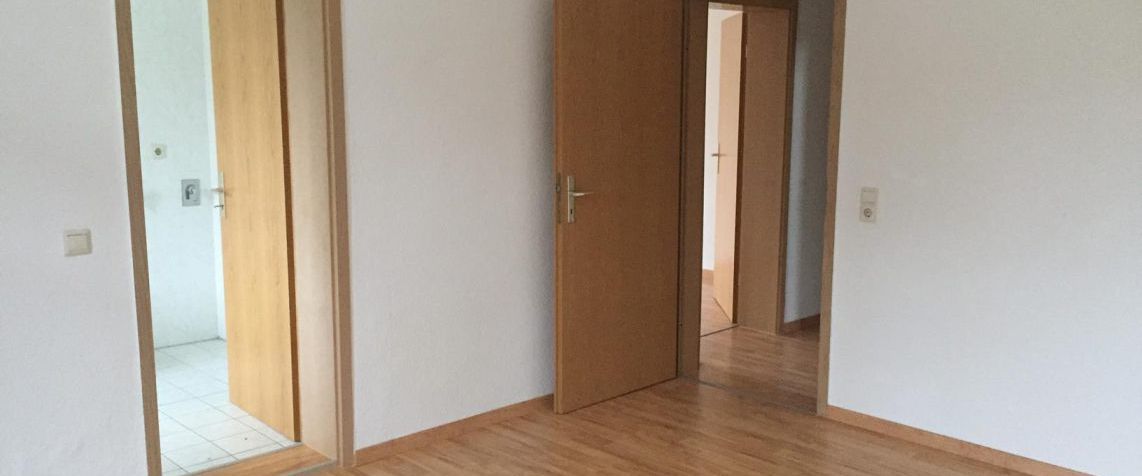 Großzügige Familienwohnung im Grünen mit 2 Tageslichtbädern! - Photo 1