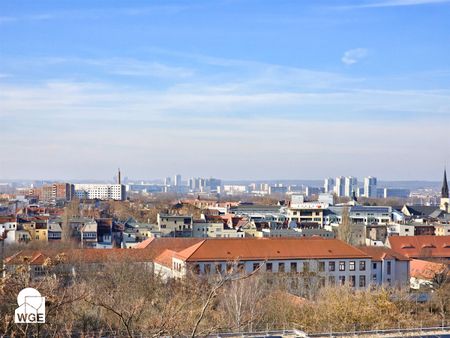 Helle 2-Raum-Wohnung über den Dächern der Stadt – citynah & sofort bezugsfertig - Photo 3