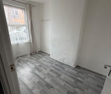 3 Bed Terraced House, Parker Road, CR0 - Photo 6