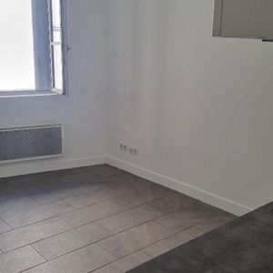 Location Appartement 2 pièces 27m² MONTPELLIER 34000 - Photo 3
