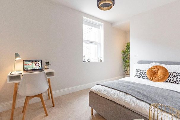 1 bedroom in a house share to rent - Photo 1