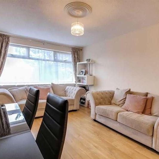 Primley Park Drive, Alwoodley, Leeds, LS17 - Photo 1