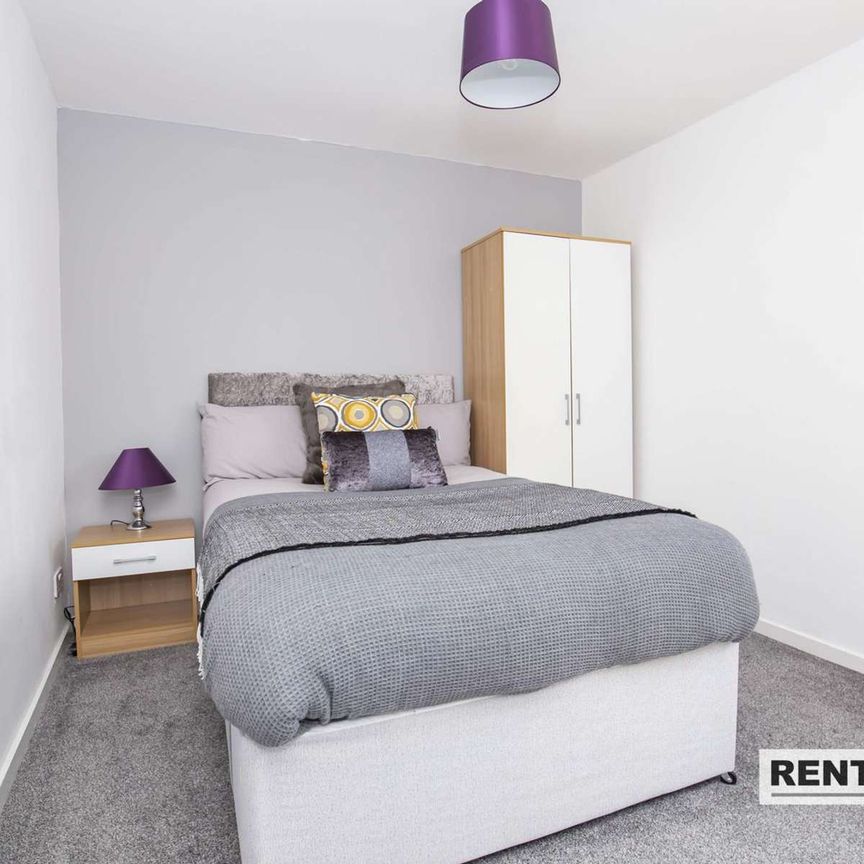 🌟 Brilliant in Binley! A Stylish House Share Packed With Perks - Photo 1