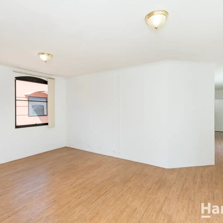 “IN THE HEART OF JOONDALUP” - Photo 1