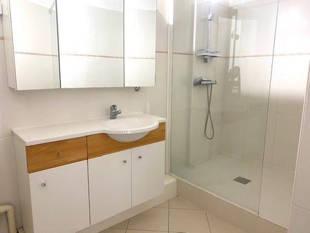 Location Appartement 4 pièces 88m² DIJON 21000 - Photo 4