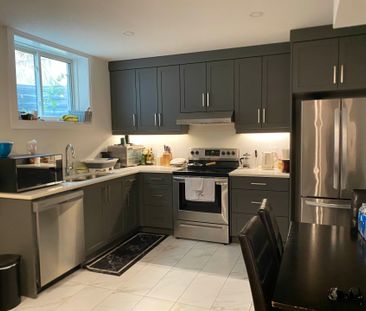 For Lease - 2783 Oriole Drive, London South, Ontario - Photo 4