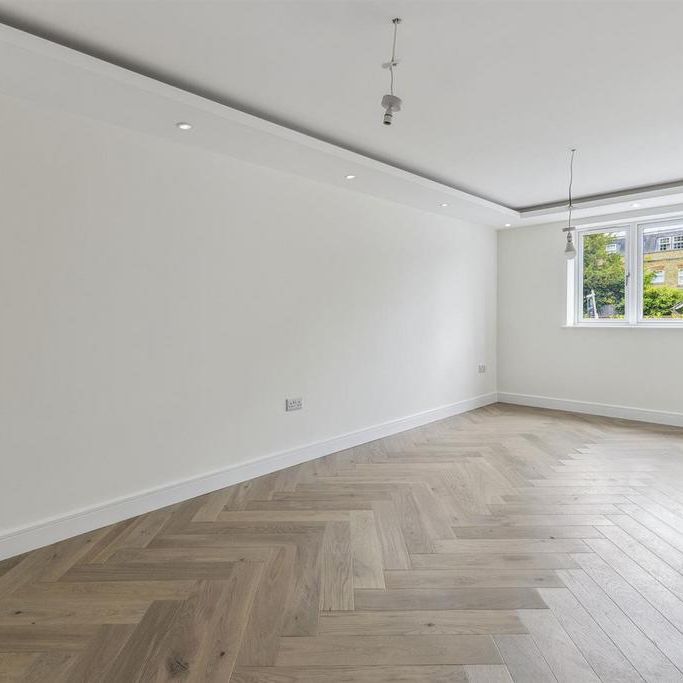 5 bedroom detached house to rent - Photo 1