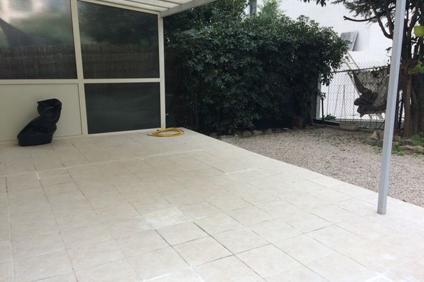 2 pieces en rez-de-jardin de 48 m2 avec terrasse et jardin - Photo 1