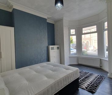 4 bedroom terraced house to rent - Photo 4