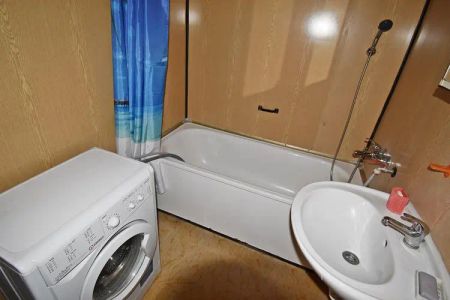 Pronájem bytu 1+1 - Brno - Bystrc - Teyschlova - balkon - CP 43 m - Photo 3