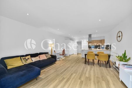 3 bedroom apartment to rent - Photo 2