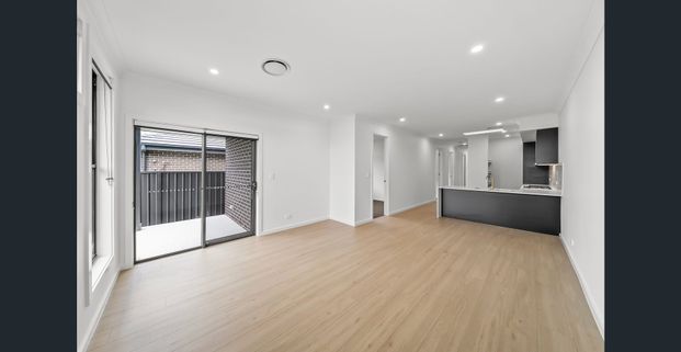 Brand New Four Bedroom Home - Ducted Air Con, Alfresco, Garage, 2 x Living - Photo 1