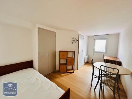 Location Appartement 1 pièce 21m² LAVAL 53000 - Photo 3